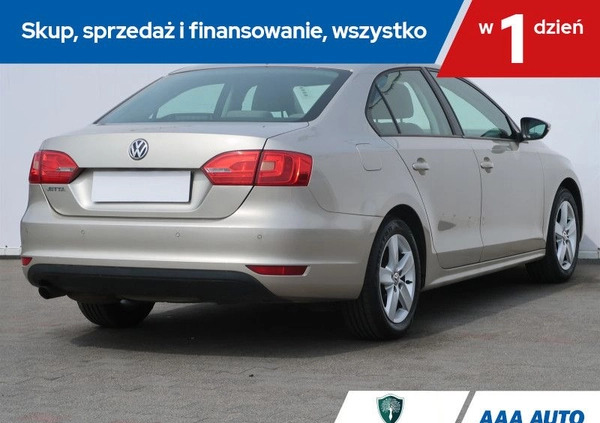 Volkswagen Jetta cena 36000 przebieg: 98237, rok produkcji 2012 z Bojanowo małe 121